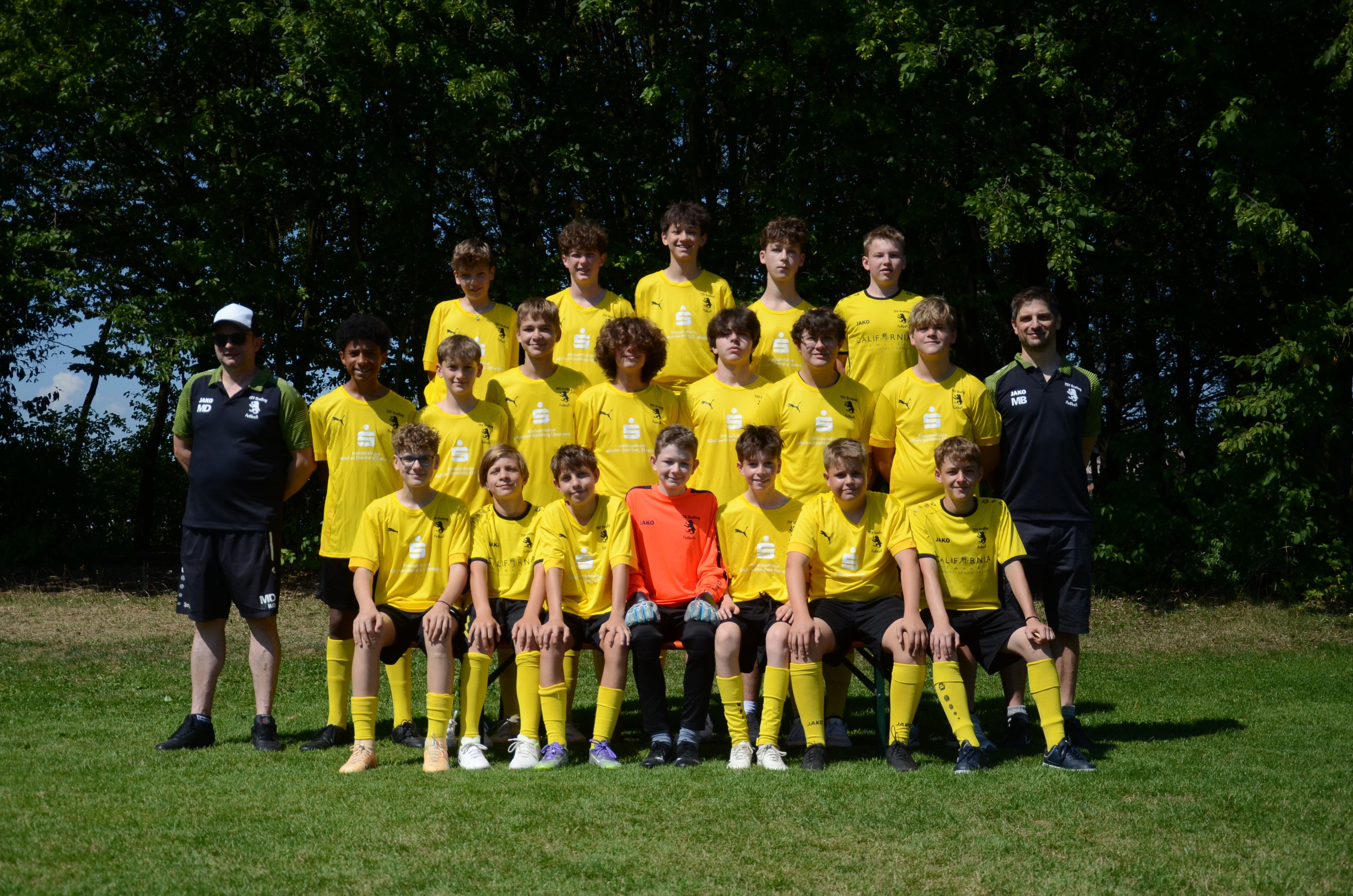 U15