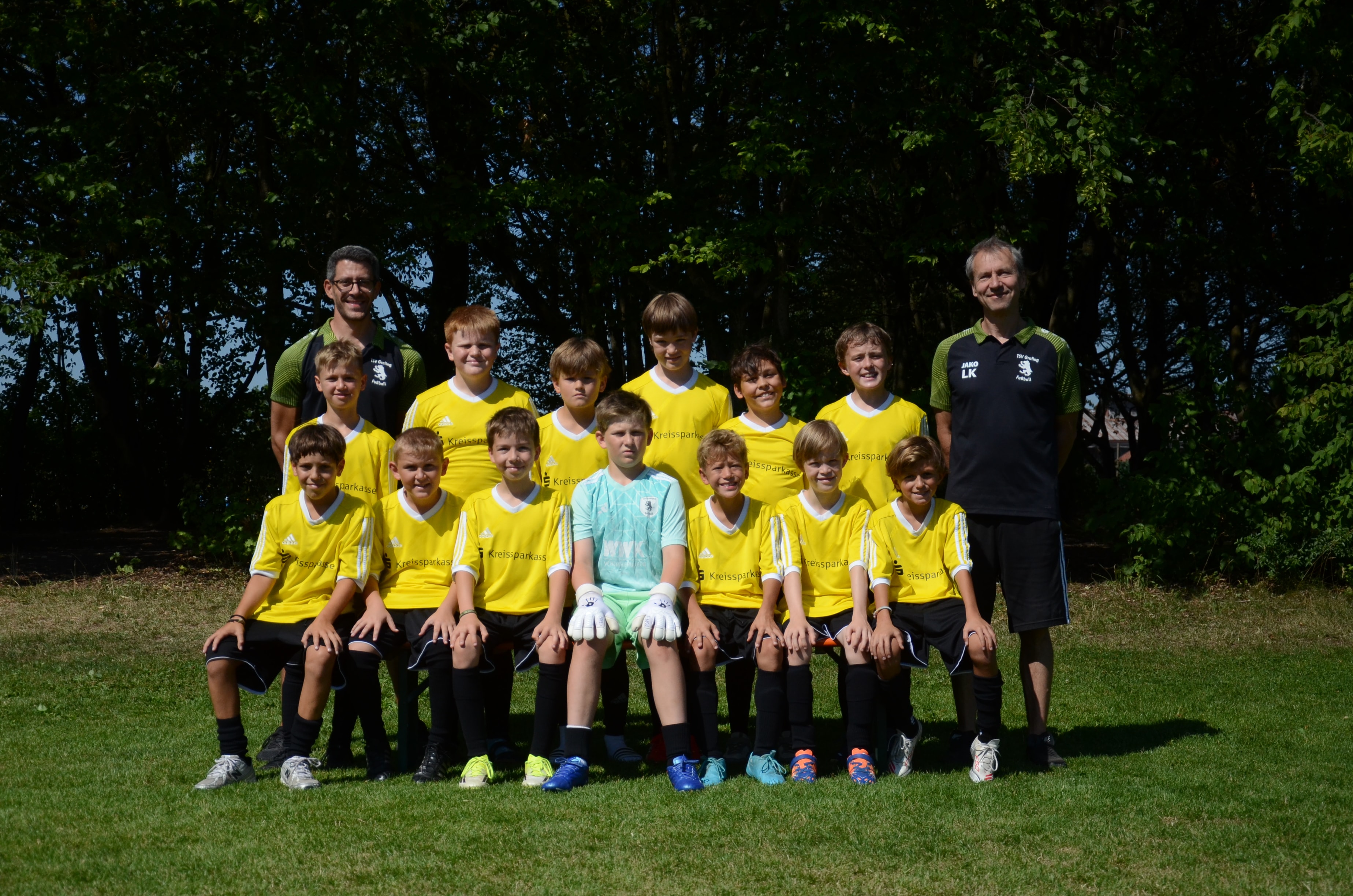 U12
